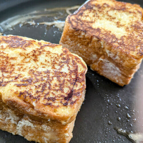 粒あんのブリュレフレンチトースト